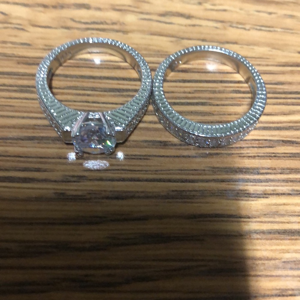Wedding ring set - Picture 3 of 3